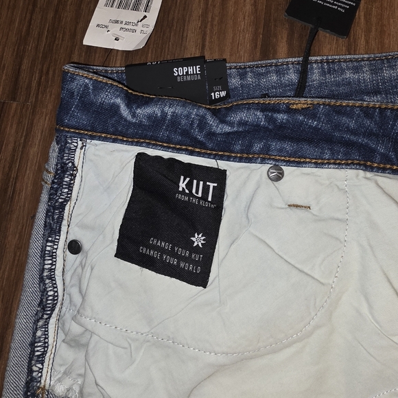 NWT SZ16W Kut From The Kloth Women Sophie Bermuda Shorts Raw Hem Cut Off Jeans - Picture 12 of 13